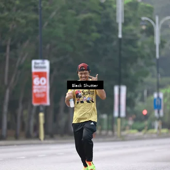 Runner Photo 8258013