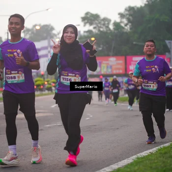 Runner Photo 8258017
