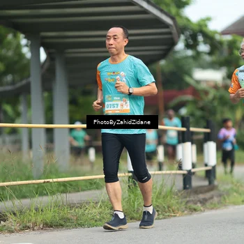 Runner Photo 8258021