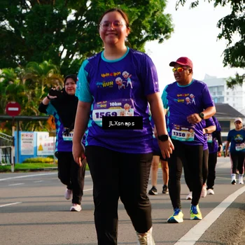 Runner Photo 8258024