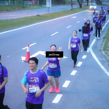 Runner Photo 8258029