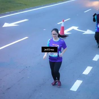 Runner Photo 8258064