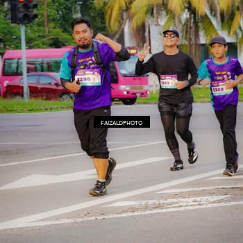 Runner Photo 8258067