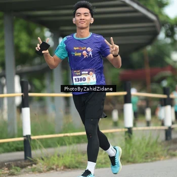 Runner Photo 8258101