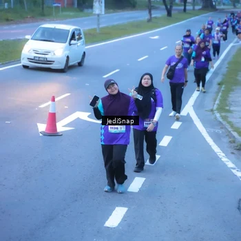 Runner Photo 8258110