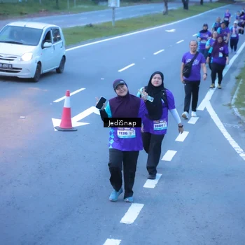 Runner Photo 8258125