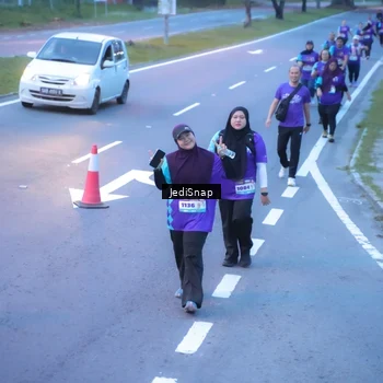 Runner Photo 8258134
