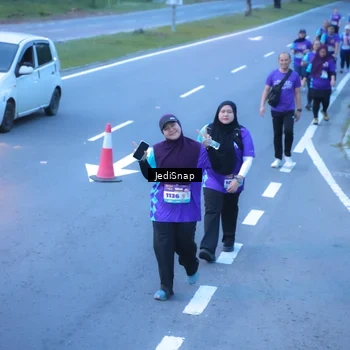 Runner Photo 8258143