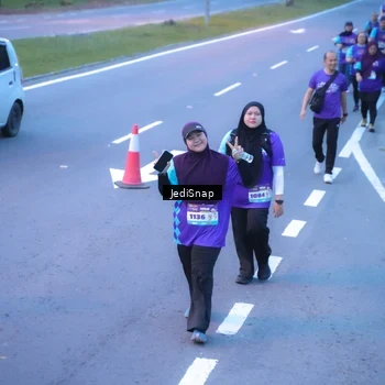 Runner Photo 8258164