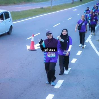 Runner Photo 8258171