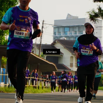 Runner Photo 8258196