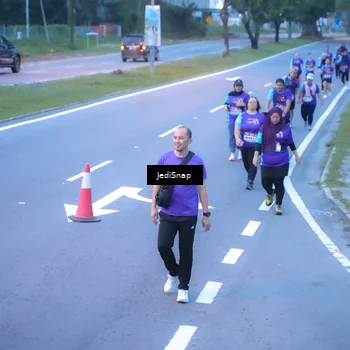 Runner Photo 8258226