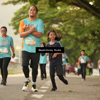 Runner Photo 8258251