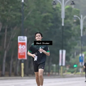 Runner Photo 8258257