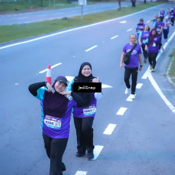 Runner Photo 8258265