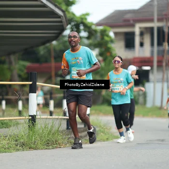 Runner Photo 8258274