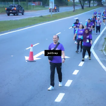 Runner Photo 8258285