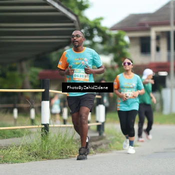 Runner Photo 8258304