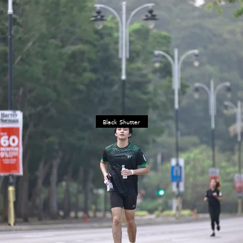 Runner Photo 8258310