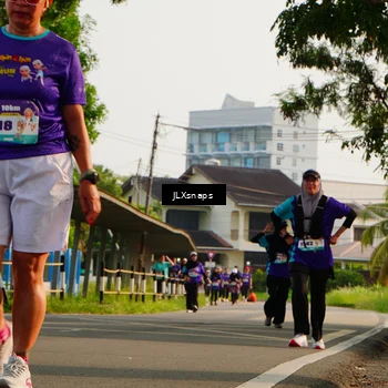 Runner Photo 8258328