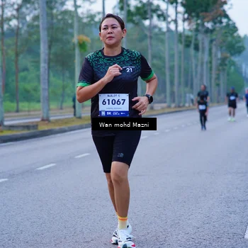 Runner Photo 8258333