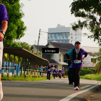 Runner Photo 8258337