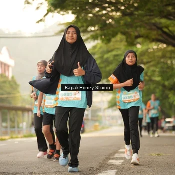 Runner Photo 8258340