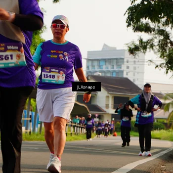 Runner Photo 8258373