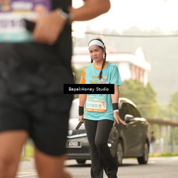 Runner Photo 8258374