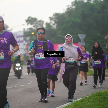 Runner Photo 8258375