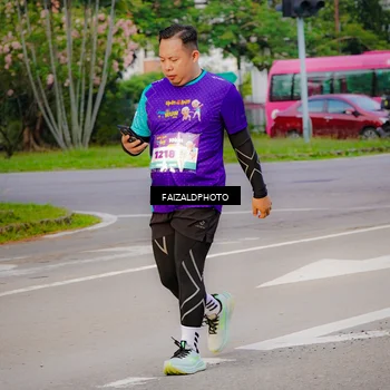 Runner Photo 8258378