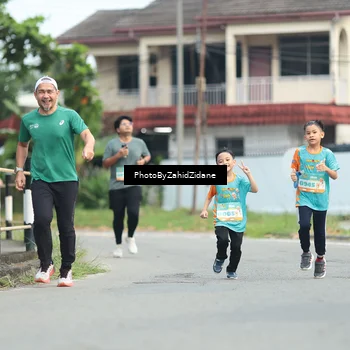 Runner Photo 8258395