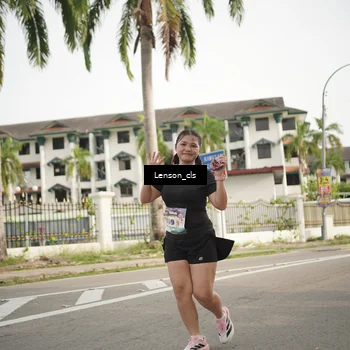 Runner Photo 8258399