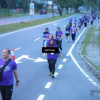 Runner Photo 8258428