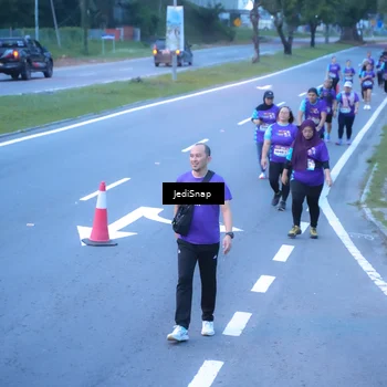 Runner Photo 8258445