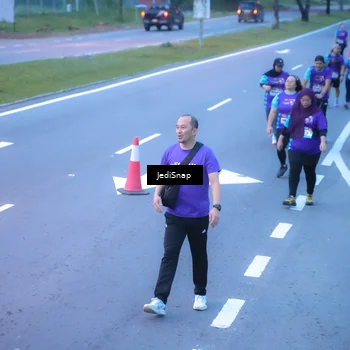 Runner Photo 8258454