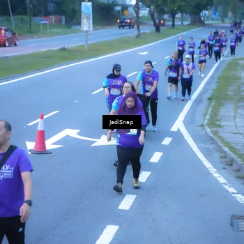 Runner Photo 8258469