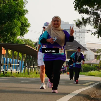 Runner Photo 8258519