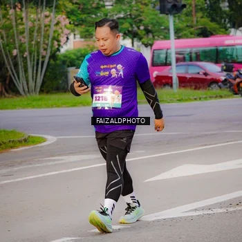 Runner Photo 8258531