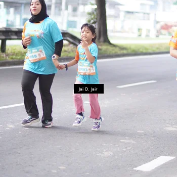 Runner Photo 8258555