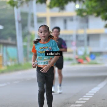 Runner Photo 8258557