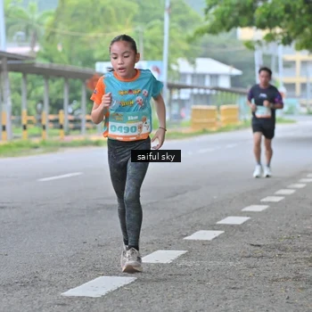 Runner Photo 8258575