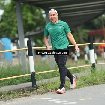 Runner Photo 8258586