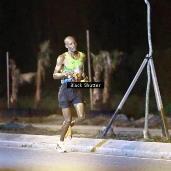 Runner Photo 8258607
