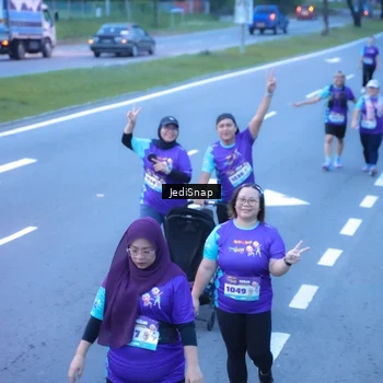 Runner Photo 8258609