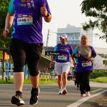 Runner Photo 8258667