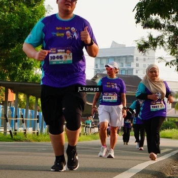 Runner Photo 8258684