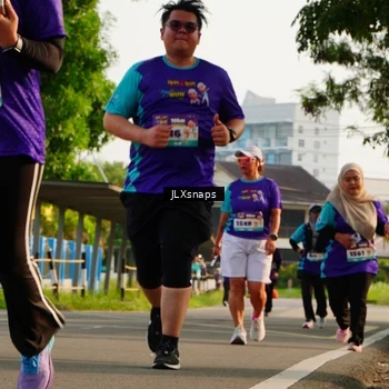 Runner Photo 8258700