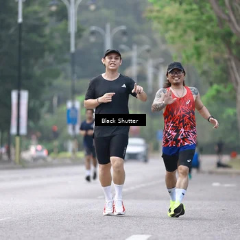 Runner Photo 8258759
