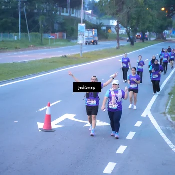 Runner Photo 8258761